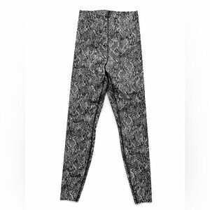 Lululemon Glow Up Super High Rise Tight 28” Snake Print Gray Size 8 NWT